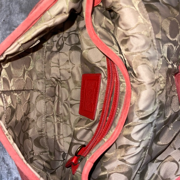 Y2K Pink Suede Shoulder Bag - Picture 3 of 6